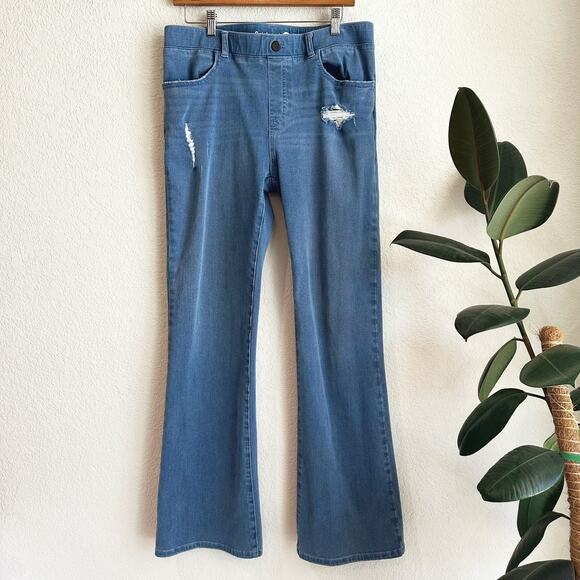 Betabrand Womens Flare Pull-On Jeans Large Stretch Distressed High Rise Pockets - Picture 1 of 10
